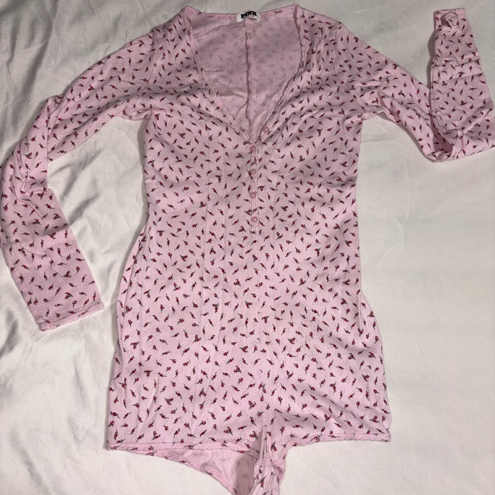 Victoria's Secret Pink Leaf Print Pajama Romper